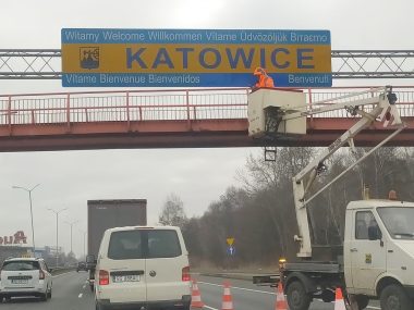 "Witamy" po rosyjsku zniknęło z tablic nad drogami Tablica nad drogą, Katowice