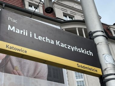Katowice: miejskie służby zdemontowały „tabliczkę wojewody” Tabliczka wojewody
