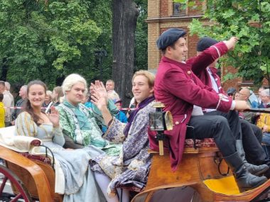 Pochód Gwarkowski przeszedł ulicami Tarnowskich Gór Pochód Gwarkowski w Tarnowskich Górach