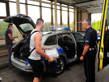 Ważna misja policjantów z Gliwic. W radiowozie wieźli serce Transport serca z gliwickiego do wrocławskiego szpitala