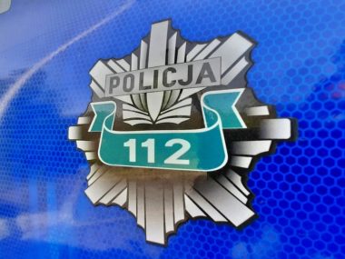 Ukradli dwie zgrzewki piwa i pobili ochroniarza Ukradli dwie zgrzewki piwa i pobili ochroniarza