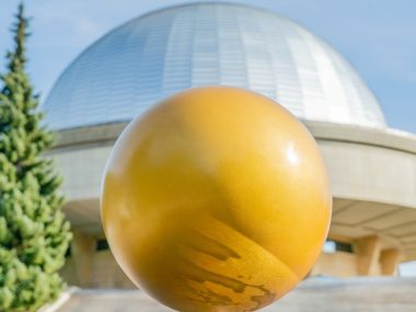 W Parku Śląskim stanął model Układu Słonecznego W Parku Śląskim stanął model Układu Słonecznego