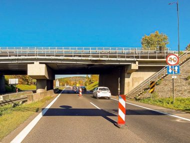 Remont wiaduktu nad DK 86. Są utrudnienia Wiadukt nad DK 86