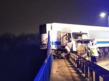Poważny wypadek na DTŚ. Ciężarówka uderzyła w bariery Wypadek ciężarówki na DTŚ