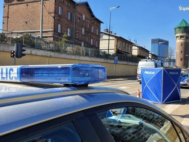 Policjanci poszukują świadków śmiertelnego wypadku Wypadek śmiertelny Katowice