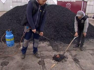 Sprowadzany do Polski węgiel się... nie pali. Serio Węgiel się nie pali