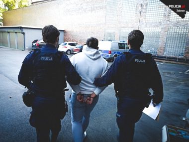 Metodą „na policjanta” oszukał 80-letnią zabrzankę Zabrzańscy policjanci zatrzymali 17-letniego wrocławianina
