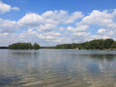 (Nie tylko) w krzywym zwierciadle: wakacje na Śląsku lNakło Chechło