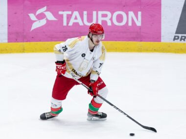 Play-off: hokeiści Zagłębia walczą z mistrzami Polski Zagłębie Sosnowiec