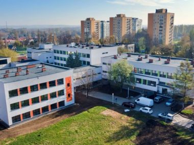 Zajęcia w szkole na 6.30. Cztery razy w tygodniu! Zajęcia w szkole na 6 30 Cztery razy w tygodniu Tak jest w Siemianowicach Śląskich
