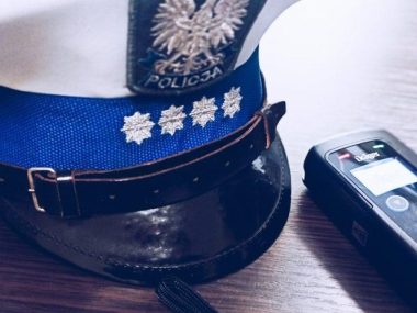 Pan i pani z promilami Poniedziałkowa kontrola trzeźwości - pan i pani z promilami
