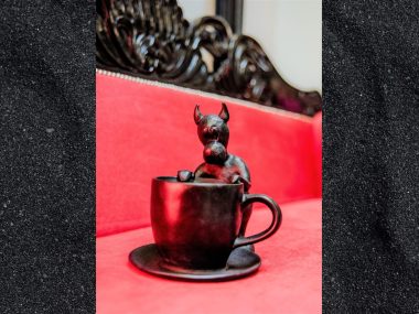 Nowy bebok w Katowicach z kubkiem Bebok z Fabryki Porcelany