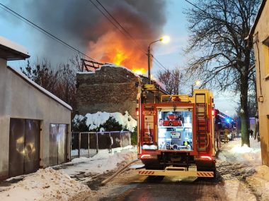Tragiczny pożar w Będzinie W zgliszczach strażacy znaleźli zwłoki