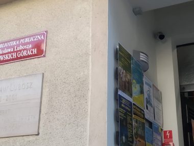 Prawie 30 000 zł dla biblioteki w Tarnowskich Górach Biblioteka tg