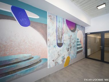 Artystyczne murale w nowym TBS przy Bielskiej Bielska 103 7