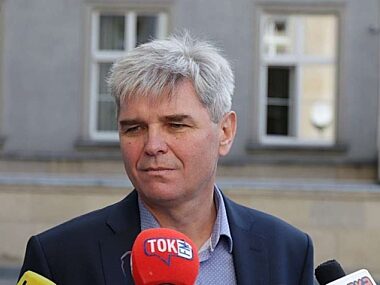 Ziętek: ,,Ludzie będą palić śmieciami albo węglem z Rosji" Boguslaw zietek