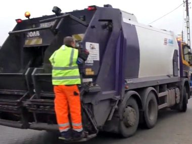 Od przyszłego roku śmieci ostro w górę! Ceny za wywóz śmieci wzrosną od 30-500 procent