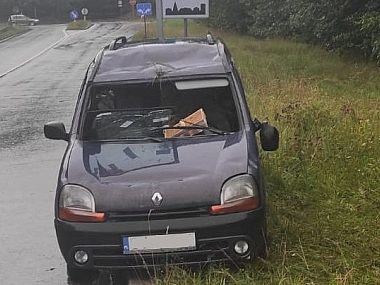 Kierowca z Katowic chciał przekupić policjantów Dachowanie Chorzów