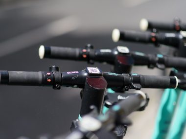 Pił, wsiadł na hulajnogę i zapłacił...1000 zł E scooters 7383941 1280