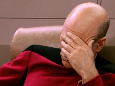 Serio, FEST Festival celowo odwołano w godzinę zgonu papieża Facepalm fest festival odwolany