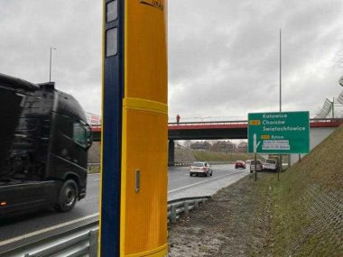 Fotoradar na Zakręcie Mistrzów już działa i robi zdjęcia Fotoradar na zakręcie mistrzów w rudzie śląskiej