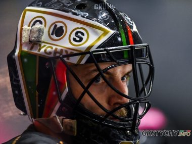Nieudany weekend GKS Tychy. Przegrane piłkarzy i hokeistów Gks tychy kask hokej unia 11 03 2023