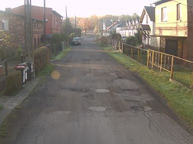 Kolejne drogi gruntowe zyskają nowoczesną nawierzchnię Gruntowych dróg w Rudzie Śląskiej nie brakuje. Kolejne trzy będą zmodernizowane