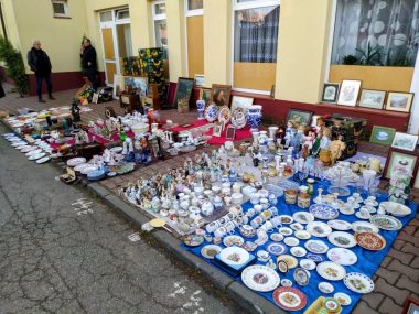 Zdjęcia z październikowego Tyskiego Jarmarku Staroci Jarmark staroci tychy październik 2022 33