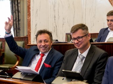 PiS traci kolejnego radnego w sejmiku. "Nie rozumiem" Jaroslaw szczesny