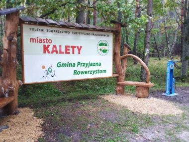 Nowe udogodnienie dla rowerzystów w Kaletach Kalety stacja naprawy rowerów