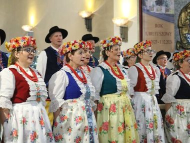 Koncert kolędowo-noworoczny w Piekarach Śląskich Koncert koledowo noworoczny w piekarach slaskich 9