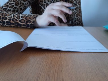 Goszczę Ukraińców (cz. 4): Kontrola z pomocy społecznej Kontrola uchodźcy OPS Chorzów