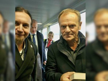 Donald Tusk leciał samolotem z „Kajś” Łukasz Kohut i Donald Tusk