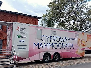 Mammobusy wracają w przyszłym tygodniu pod markety w Tychach Mammobus NIO