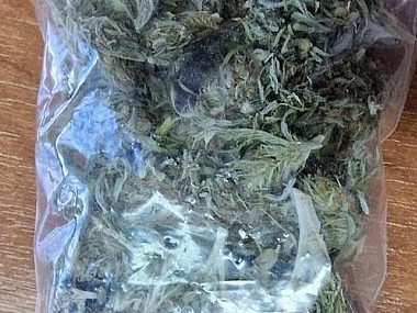 22-latek z Rudy Śląskiej wpadł z narkotykami Przy młodym mężczyźnie znaleziono 8 granów marihuany