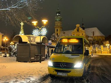 Nowa linia autobusowa w Knurowie. Wnioskował o nią Adam Rams Minibus w tychach foto micha kasperczyk 3