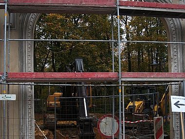 Bramy pałacu w Nakle Śląskim powrócą do dawnej świetności Nakło śląskie pałac remont