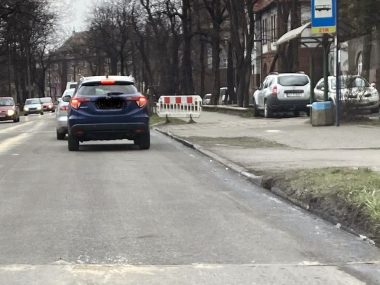 Jazda z dziurami! Ruszyło pozimowe naprawianie ulic Naprawa ul konsytucji