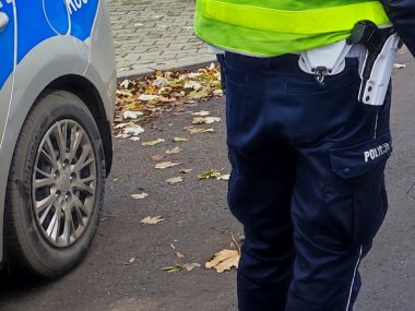 Poranni "trafieni" 2 promile wydmuchał kierujący astrą 33-latek