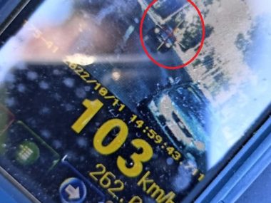 Ponad setką przy szkole. 36-latek stracił prawo jazdy Drogowy pirat miał ponad setkę na ograniczeniu do 50.