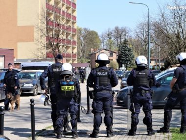 Mecz z GieKSą trzeba było przerwać przez incydenty policja tychy 23.04.2023