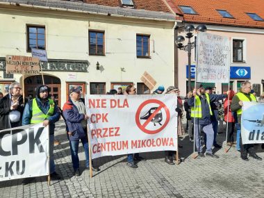 Spotkanie na szczycie w sprawie kolei CPK Protest cpk mikolow 24 02 2024 04