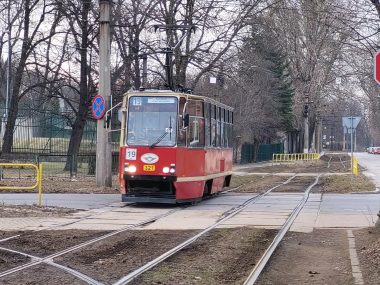Nawet 100 milionów za remont torów do Stroszka Przejazd tramwajowy przez ul. Tarnogorską