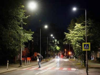Trwa doświetlanie przejść dla pieszych w Katowicach Przejscia dla pieszych katowice