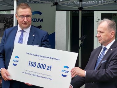 Ratownicy Górniczy z CSRG z nowym sprzętem specjalistycznym Przekazanie sprzętu dla Centralnej Stacji Ratownictwa Górniczego
