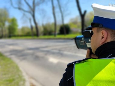 Majowy weekend z gazem i na "lekkim" gazie Najwięcej wykroczeń drogowych stanowiło przekroczenie prędkości
