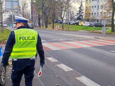 Na siedmioro zatrzymanych pijanych - trzech na jednośladach Rekordzista tygodnia prowadził auto mając ponad 2,7 promila