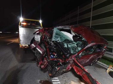 Gen. Roman Polko miał wypadek na autostradzie A1 Samochód roman polko