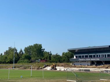 Trybuna stadionu w Czeladzi gotowa Stadion w Czeladzi
