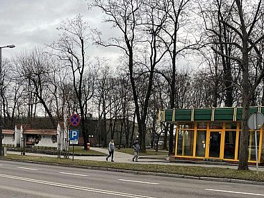 Z centrum zniknie blaszak, który straszył przy Hali Tarnowskie góry hala